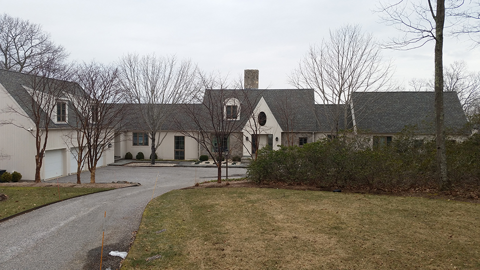 nice home, nice roof